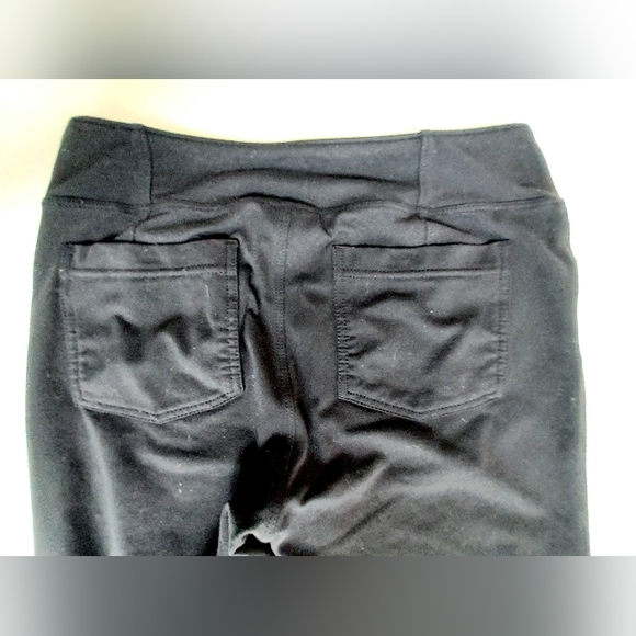 Ladies Black Athleta Full Length Leggings with 4 Pockets Size Small - Picture 7 of 7